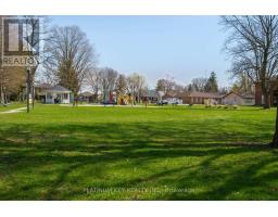2511 QUEEN STREET - 43
