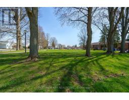 2511 QUEEN STREET - 44