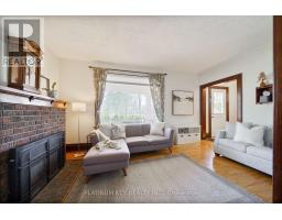 2511 QUEEN STREET - 9