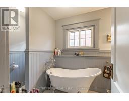 27 EAST STREET N - 17