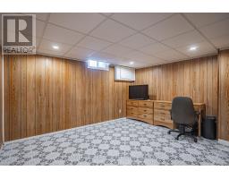 107 ARDSLEY CRESCENT - 22