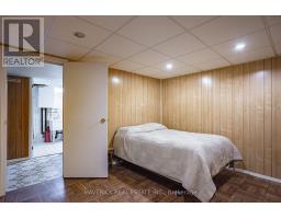 107 ARDSLEY CRESCENT - 23