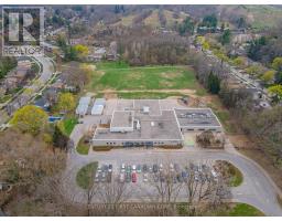 13 - 591 GRIFFITH STREET - 37