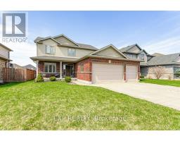 8 OLIVER CRESCENT - 2