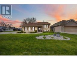 1542 HENLEY CRESCENT - 1