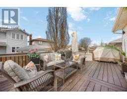 1542 HENLEY CRESCENT - 19