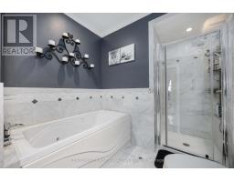 1542 HENLEY CRESCENT - 32