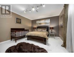 1542 HENLEY CRESCENT - 36