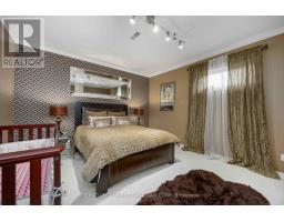 1542 HENLEY CRESCENT - 37
