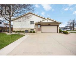 1542 HENLEY CRESCENT - 43