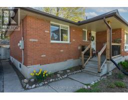 160 VANCOUVER STREET - 3