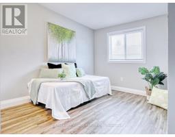 74 - 70 CHAPMAN COURT - 18