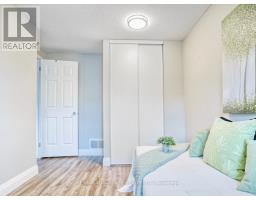 74 - 70 CHAPMAN COURT - 19