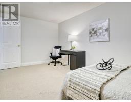 74 - 70 CHAPMAN COURT - 27
