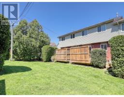 74 - 70 CHAPMAN COURT - 30