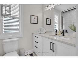 72 BYRON AVENUE E - 28