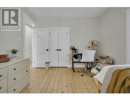 72 BYRON AVENUE E - 33