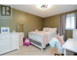 68 SINCLAIR AVENUE - 21