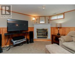68 SINCLAIR AVENUE - 32