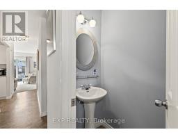 23 - 835 SOUTHDALE ROAD E - 9