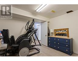 20 LOCHERN ROAD - 37