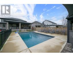 107 OPTIMIST DRIVE - 5