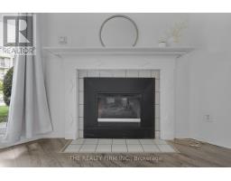 117 - 737 DEVERON CRESCENT - 11