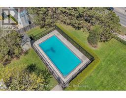 117 - 737 DEVERON CRESCENT - 23