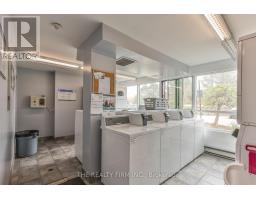 401 - 600 GRENFELL DRIVE - 26