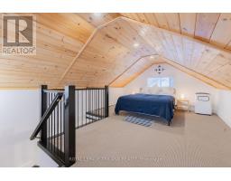 12 WOODWARD AVENUE - 32