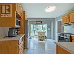 1546 GLENGARRY AVENUE - 14