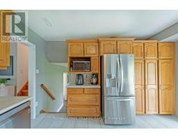 1546 GLENGARRY AVENUE - 17