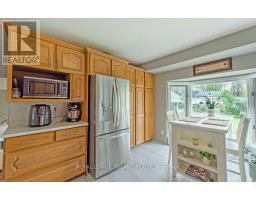 1546 GLENGARRY AVENUE - 20