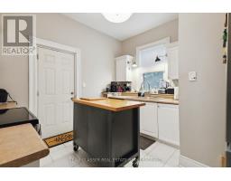 477 ELIZABETH STREET - 33