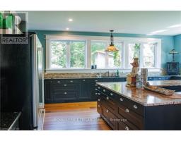 4118 THOMAS ROAD - 13