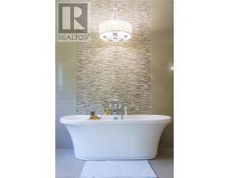 4118 THOMAS ROAD - 18