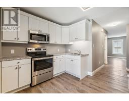 131 FRANCIS STREET - 17