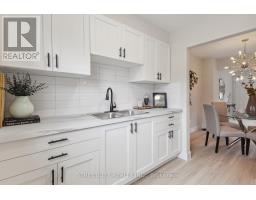 20 - 1118 SOUTHDALE ROAD E - 15