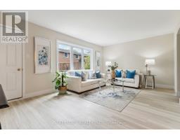20 - 1118 SOUTHDALE ROAD E - 7