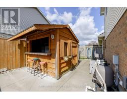 226 ANDREA CRESCENT - 42
