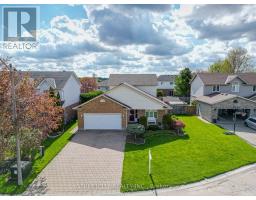 226 ANDREA CRESCENT - 47