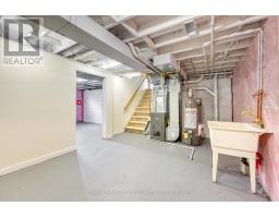 38 COPPERFIELD COURT - 29