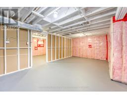 38 COPPERFIELD COURT - 32