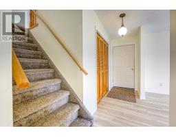 38 COPPERFIELD COURT - 4