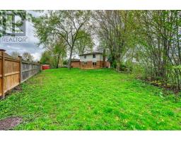 38 COPPERFIELD COURT - 42