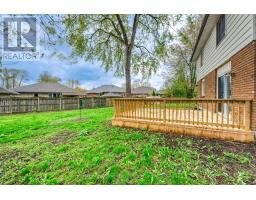 38 COPPERFIELD COURT - 44