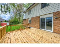 38 COPPERFIELD COURT - 47