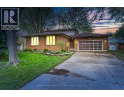 38 COPPERFIELD COURT - 48