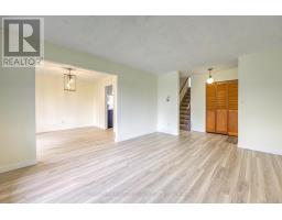 38 COPPERFIELD COURT - 6