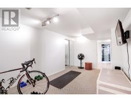 20 LINDBROOK COURT - 33